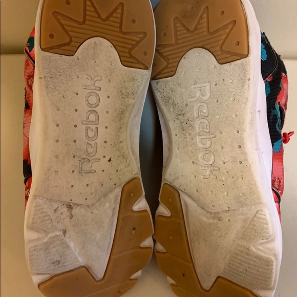 Reebok women’s sneakers - Picture 5 of 5